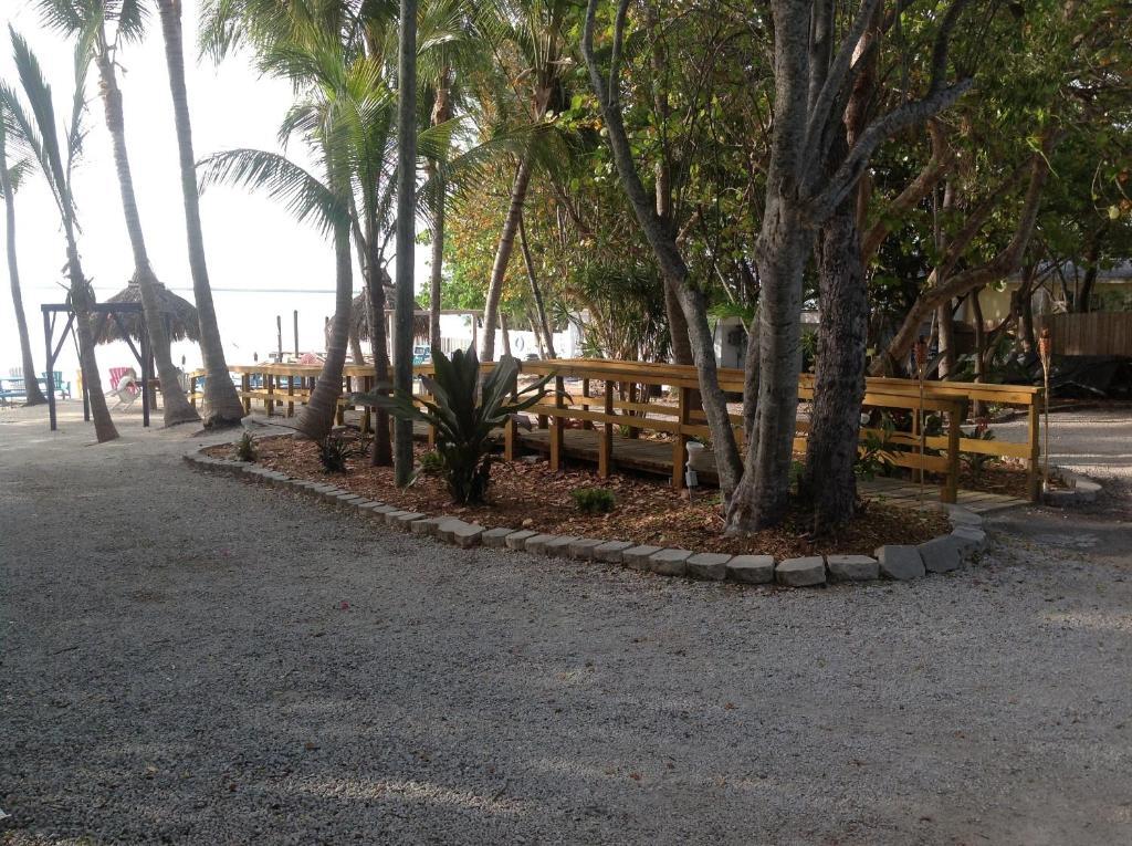 Seafarer Key Largo Resort And Beach Exteriör bild